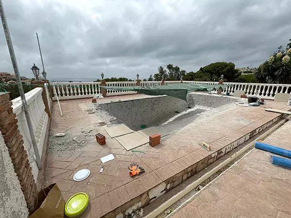 Reformas baratas de piscinas en Murcia